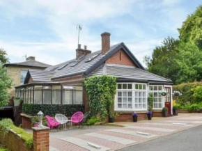 Morpeth town centre - Cottingburn House